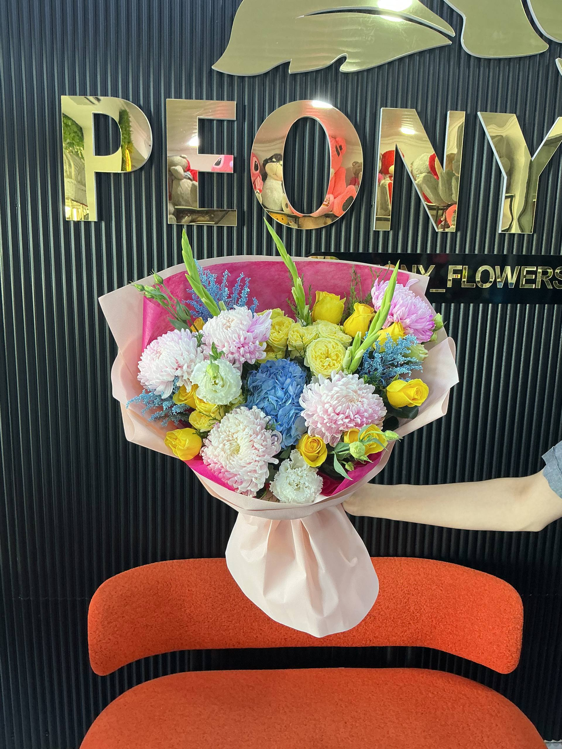 Peony Flowers букет